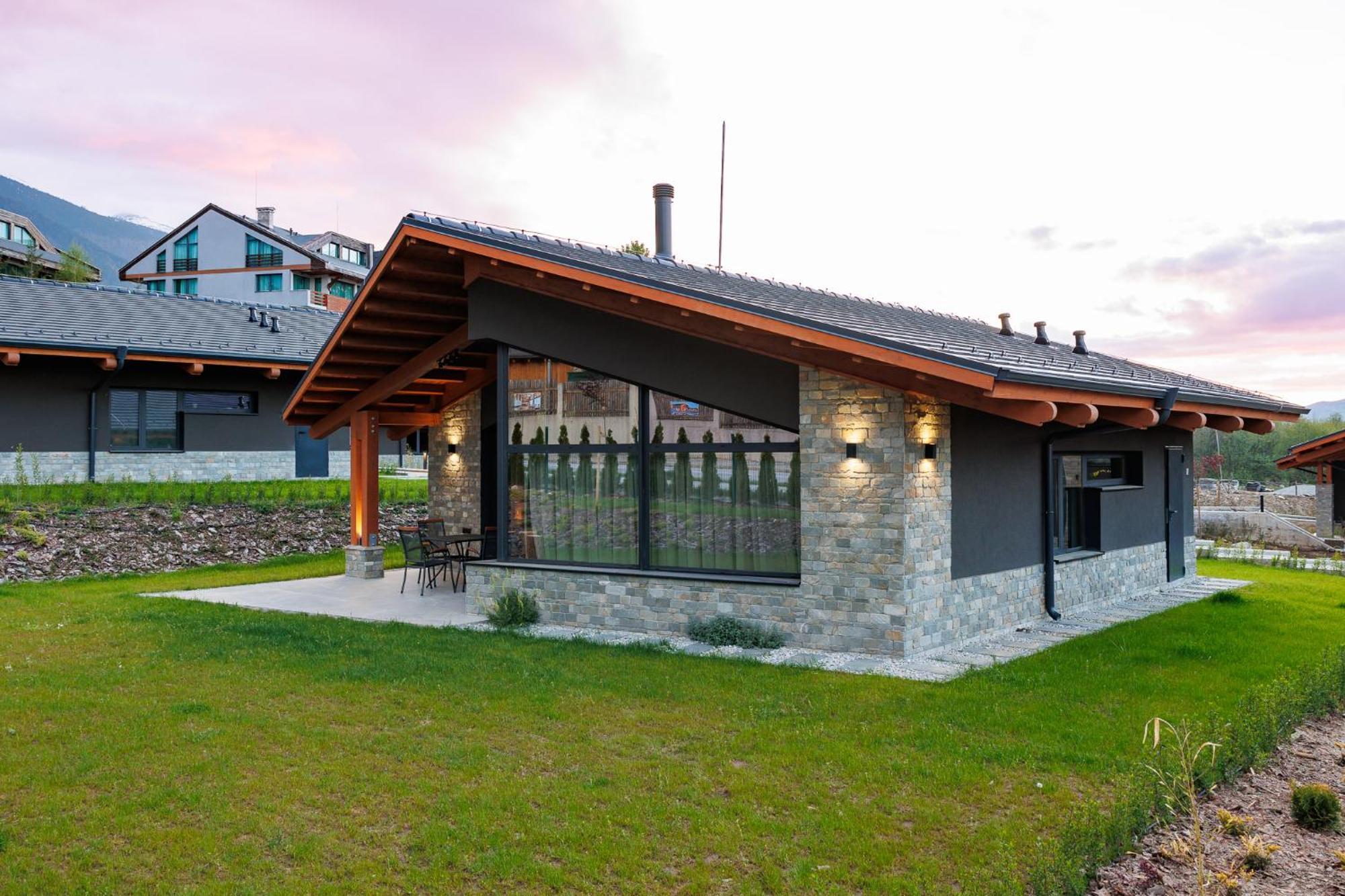 Local Villa *